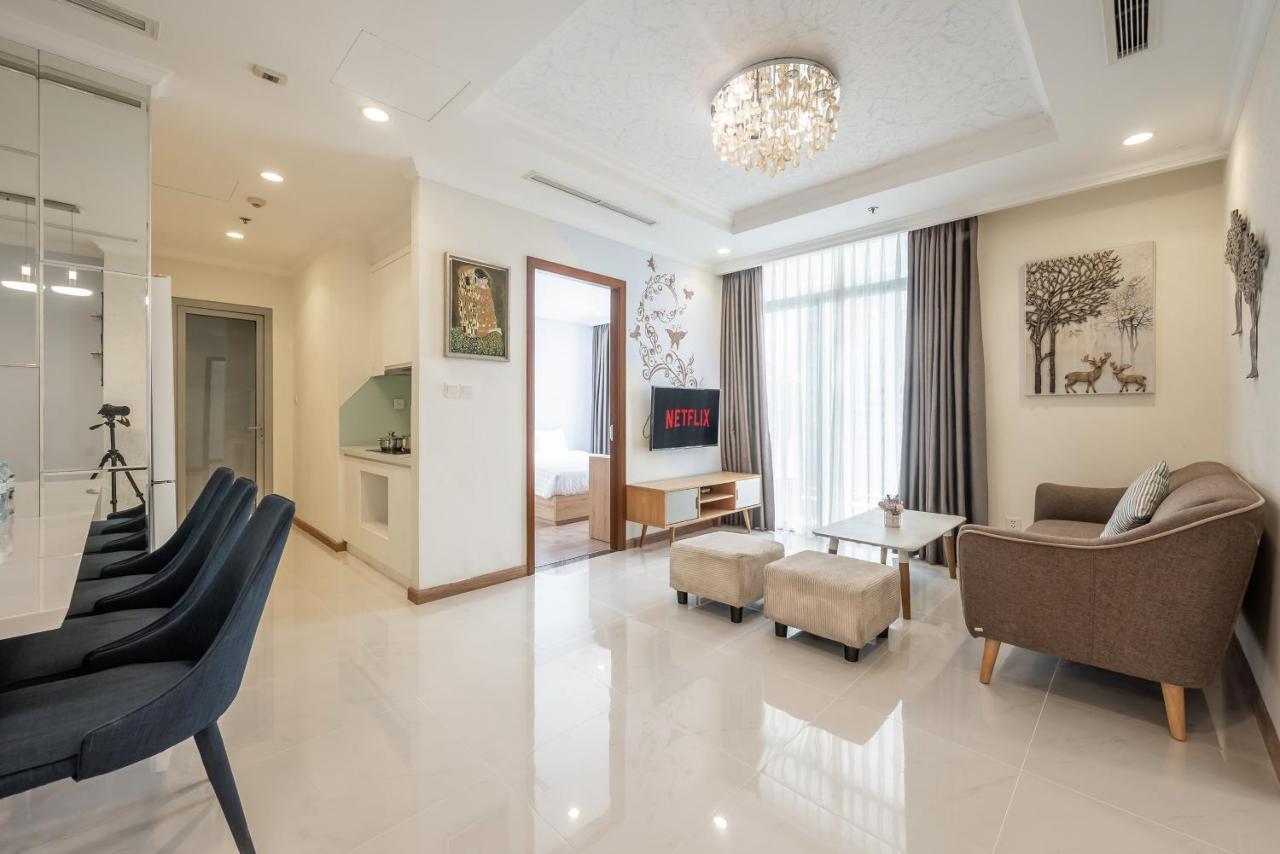 Апартаменти Landmark Plus Central Park Vista Хошимін Екстер'єр фото
