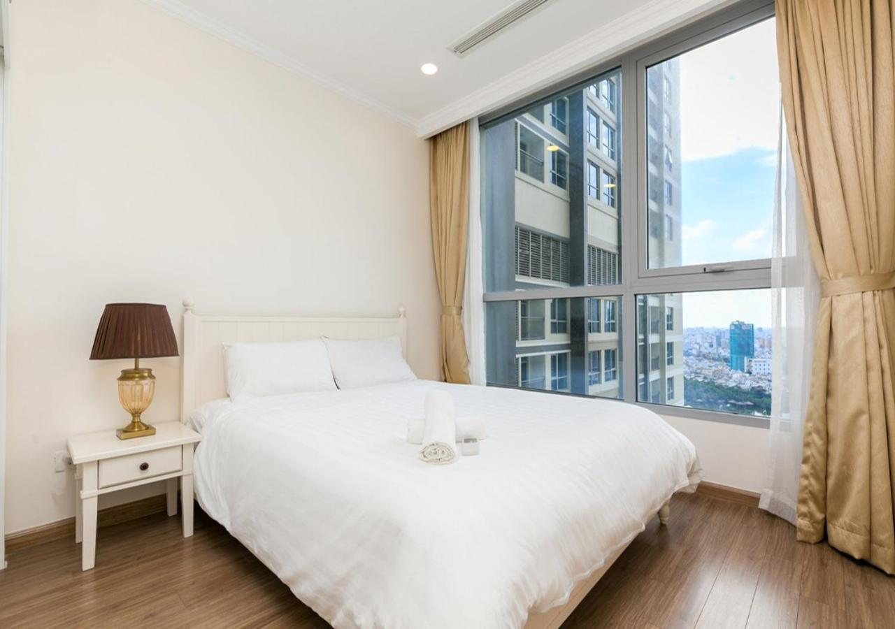Апартаменти Landmark Plus Central Park Vista Хошимін Екстер'єр фото