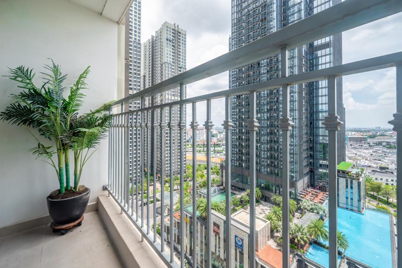 Апартаменти Landmark Plus Central Park Vista Хошимін Екстер'єр фото